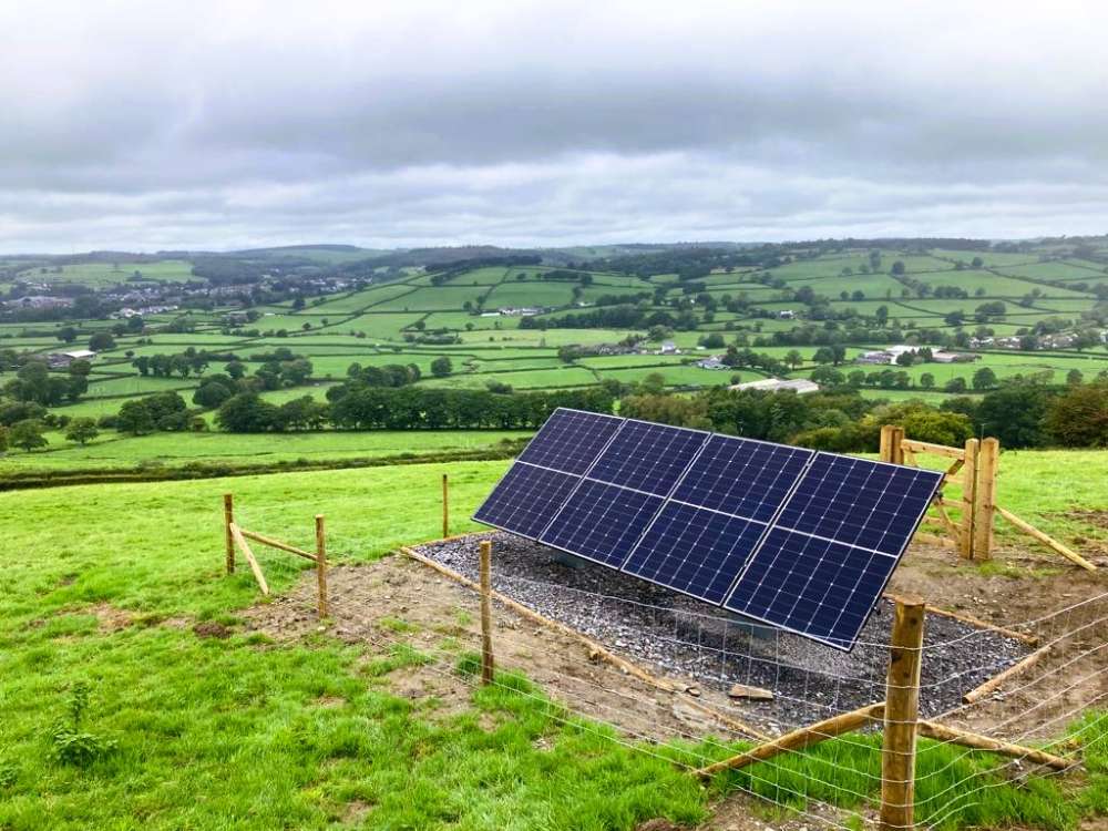 Combining Ground-Mounted and Roof Solar Panels with Battery Storage for a Rural Home in Ceredigion, Wales