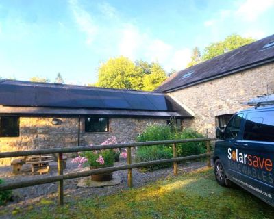 Powering Local Retreats with Renewable Energy: Solar Save Renewables' Advanced Solar Technology in L